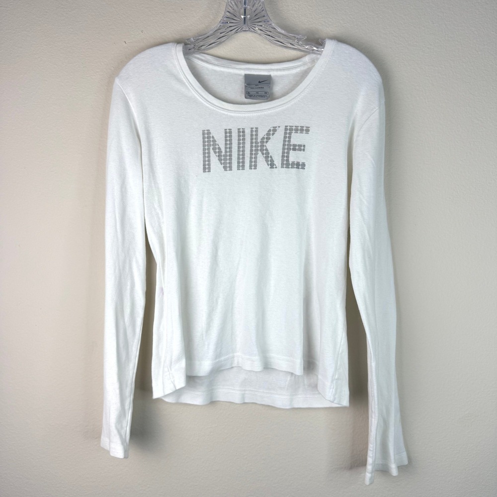 Nike Shirt Womens XL White Long Sleeve Graphic Logo Crew Neck Tee Sporty Y2K